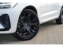 Volvo XC60 2.0 T6 Plug-in hybrid AWD Plus Dark Long Range | SOH 100% | Trekhaak | Harman Kardon | Adaptieve cruise control | Schuif/kanteld
