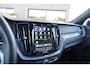 Volvo XC60 2.0 T6 Plug-in hybrid AWD Plus Dark Long Range | SOH 100% | Trekhaak | Harman Kardon | Adaptieve cruise control | Schuif/kanteld