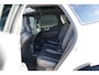 Volvo XC60 2.0 T6 Plug-in hybrid AWD Plus Dark Long Range | SOH 100% | Trekhaak | Harman Kardon | Adaptieve cruise control | Schuif/kanteld