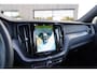 Volvo XC60 2.0 T6 Plug-in hybrid AWD Plus Dark Long Range | SOH 100% | Trekhaak | Harman Kardon | Adaptieve cruise control | Schuif/kanteld