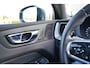 Volvo XC60 2.0 T6 Plug-in hybrid AWD Plus Dark Long Range | SOH 100% | Trekhaak | Harman Kardon | Adaptieve cruise control | Schuif/kanteld
