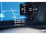 Volvo XC60 2.0 T6 Plug-in hybrid AWD Plus Dark Long Range | SOH 100% | Trekhaak | Harman Kardon | Adaptieve cruise control | Schuif/kanteld