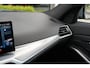BMW 3-Serie Touring 320e M Sport | SOH 95% | Shadow Line | Sfeerverlichting | Dealer onderhouden | Trekhaak | Panoramisch schuif/kanteldak |