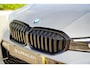 BMW 3-Serie Touring 320e M Sport | SOH 95% | Shadow Line | Sfeerverlichting | Dealer onderhouden | Trekhaak | Panoramisch schuif/kanteldak |