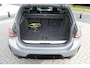 BMW 3-Serie Touring 320e M Sport | SOH 95% | Shadow Line | Sfeerverlichting | Dealer onderhouden | Trekhaak | Panoramisch schuif/kanteldak |