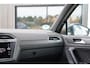 Volkswagen Tiguan 1.4 TSI eHybrid R-Line Business+ | Sfeerverlichting | Stoel en stuurwielverwarming | Dodehoek detectie | Digitaal dashboard | Ad