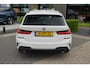 BMW 3-Serie Touring 318i High Executive M | M Pakket | Sportonderstel | Sfeerverlichting | Shadow Line | Stoelverwarming | LED | Dealer onde