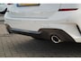 BMW 3-Serie Touring 318i High Executive M | M Pakket | Sportonderstel | Sfeerverlichting | Shadow Line | Stoelverwarming | LED | Dealer onde
