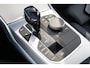 BMW 3-Serie Touring 318i High Executive M | M Pakket | Sportonderstel | Sfeerverlichting | Shadow Line | Stoelverwarming | LED | Dealer onde