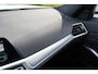 BMW 3-Serie Touring 318i High Executive M | M Pakket | Sportonderstel | Sfeerverlichting | Shadow Line | Stoelverwarming | LED | Dealer onde