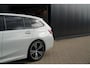 BMW 3-Serie Touring 318i High Executive M | M Pakket | Sportonderstel | Sfeerverlichting | Shadow Line | Stoelverwarming | LED | Dealer onde