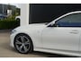 BMW 3-Serie Touring 318i High Executive M | M Pakket | Sportonderstel | Sfeerverlichting | Shadow Line | Stoelverwarming | LED | Dealer onde