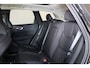 Volvo XC60 T6 Recharge AWD Ultra Dark - Luchtvering - Panorama/schuifdak - IntelliSafe Assist & Surround - 360º Camera - Harman/Kardon audio - Adaptieve LED koplampen - Verwarmde voorstoelen, stuur & achterbank - Parkeersensoren voor & achter - Elektr. bedienb. voorstoelen met geheugen - Draadloze tel. lader - Extra getint glas - Inklapbare trekhaak - 20' LMV