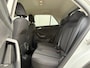 Volkswagen T-Roc Apple Carplay/Android Auto | Trekhaak geremd 1300 kg | All-season banden | Airco | Cruise control adaptief | Parkeersensoren | Apple Carplay/Android Auto | Trekhaak geremd 1300 kg | All-season banden | Airco | Cruise control adaptief | Parkeersensoren |