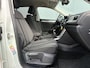 Volkswagen T-Roc Apple Carplay/Android Auto | Trekhaak geremd 1300 kg | All-season banden | Airco | Cruise control adaptief | Parkeersensoren | Apple Carplay/Android Auto | Trekhaak geremd 1300 kg | All-season banden | Airco | Cruise control adaptief | Parkeersensoren |