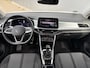 Volkswagen T-Roc Apple Carplay/Android Auto | Trekhaak geremd 1300 kg | All-season banden | Airco | Cruise control adaptief | Parkeersensoren | Apple Carplay/Android Auto | Trekhaak geremd 1300 kg | All-season banden | Airco | Cruise control adaptief | Parkeersensoren |