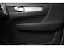 Volvo XC40 T2 AUT. MOMENTUM BUSINESS -PANO.DAK|BLIS|ADAP.CRUISE|CAMERA|CLIMATE|KEYLESS|INDUC.LADEN|ZITTINGVERL.|19"