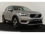 Volvo XC40 T2 AUT. MOMENTUM BUSINESS -PANO.DAK|BLIS|ADAP.CRUISE|CAMERA|CLIMATE|KEYLESS|INDUC.LADEN|ZITTINGVERL.|19"