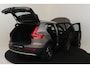 Volvo XC40 T2 AUT. MOMENTUM BUSINESS -PANO.DAK|BLIS|ADAP.CRUISE|CAMERA|CLIMATE|KEYLESS|INDUC.LADEN|ZITTINGVERL.|19"
