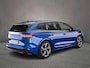 Skoda Enyaq iV 80 Sportline 204pk Automaat Warmtepomp, Cruise control, 360 camera, Achteruitrijcamera, LED matrix koplampen, Navigatie, Stuurwiel verwarmd