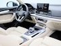 Audi Q5 50 TFSI e S edition 299 PK | 360 Camera | Bang & Olufsen | Head-up display | Trekhaak | Elektr. instel. bestuurd.stoel | Stoelverwarming | Dodehoekdetectie | Navigatie | Cruise Control | Climate Control |