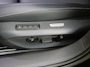 Volkswagen Passat Variant 1.5 eHybrid R-Line Edition | SoH 95% | Panoramadak | Trekhaak | Lederen bekleding 'Puglia' | Adaptieve demping | 360 camera | Harman/Kardon | Head-up display | Black style Plus | Matrix LED verlichting |