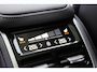 Volvo XC90 T8 455PK Plug-in hybrid AWD Ultra Dark / Bowers & Wilkins / Luchtvering / Head-Up Display / 360 Camera / Massagestoelen / Elektrisch bedienbare stoelen met geheugen / Stoelventilatie / Nappaleder / Elektrisch uitklapbare trekhaak