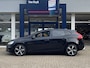 Volvo V40 2.0 T4 Business Sport / NL-Auto / Vol-Leder / Panodak / Stoelverwarming / Cruise-Control / Climate-Control / Keyless / LED / Radio-Bluetooth / Navi / PDC met Camera / 17'' LMV / ENZ.
