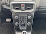 Volvo V40 2.0 T4 Business Sport / NL-Auto / Vol-Leder / Panodak / Stoelverwarming / Cruise-Control / Climate-Control / Keyless / LED / Radio-Bluetooth / Navi / PDC met Camera / 17'' LMV / ENZ.