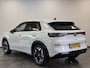 Volkswagen T-Roc 1.5 eTsi R-Line First Edition IQ-light Adaptive-Cruise