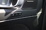 Volvo XC40 PLUS DARK 2WD