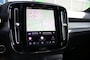 Volvo XC40 PLUS DARK 2WD