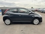 Toyota Aygo 1.0 VVT-i x-play limited Achteruitrijcamera, NL-auto, Nieuw geleverd en dealeronderhouden, Airco, 5-deurs
