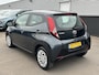 Toyota Aygo 1.0 VVT-i x-play limited Achteruitrijcamera, NL-auto, Nieuw geleverd en dealeronderhouden, Airco, 5-deurs