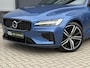 Volvo V60 T6 Recharge AWD R-Design|360|HuD|Pano|Trekhaak|19"