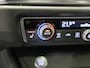 Audi Q3 35 TFSI Advanced / 150pk / Panorama dak / Stoelverwarming / Dodehoek herkenning / Achteruitrij camera /