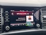 Skoda Kodiaq 1.5 TSI Sportline Business Trekhaak - Comfort Pakket - Camera - 19 Inch Licht metaal - Elec voorstoel met memory - Privacy Glass- Leren Dashboard - Stoel en stuur verwarming -