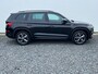 Skoda Kodiaq 1.5 TSI Sportline Business Trekhaak - Comfort Pakket - Camera - 19 Inch Licht metaal - Elec voorstoel met memory - Privacy Glass- Leren Dashboard - Stoel en stuur verwarming -