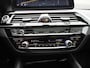 BMW 5-Serie 520i Business Edition Plus | Automaat | Panoramadak | Apple Carplay / Android Auto | Stoelverwarming | Stuurverwarming | Achteruitrijcamera |