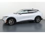Ford Mustang Mach-E RWD 75 kWh Pure kracht met een vleugje Amerikaanse allure