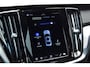 Volvo S60 2.0 Recharge T8 AWD Plus Dark | 360° Camera | Leer | Pilot Assist |