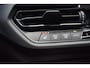 BMW 1-Serie 118i High Executive M-PAKKET/ AUTOM/PANO DAK/CARPLAY/CRUISE/NAVI/AIRCO-ECC/XENON/CAMERA/BLUETOOTH/PDC/STOEL STUUR VERW