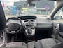 Renault Scenic 2.0-16V Expression Comfort | Airco | Cruise Control | LMV | Elekt. Ramen | Trekhaak | Nieuwe APK!