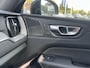 Volvo XC60 2.0 T6 Plug-in hybrid AWD Plus Black Edition SHOWROOM PRIJS VAN €51.900,- NU VOOR SLECHTS €49.877,- | LUCHTVERING | ELEK. TREKHAAK | STOEL + STOELVERWARMING | ACHTERBANK VERWAMRD | HARMAN KARDON | RIJKLAAR | FABRIEKS GARANTIE T/M 7-2027 | PANO |