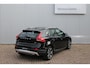 Volvo V40 Cross Country 1.5 T3 Summum | Luxury Line| Henk Scholten 35 Anniversary| Panorama dak| Adaptieve Cruise Control| Standkachel| LED verlichting| Elektrisch bedienbare bestuurdersstoel| Dodehoekdetectie