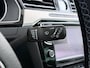 Volkswagen Passat Variant 1.4 TSI GTE Trekhaak | SOH 91% | Panoramadak |  Navigatie | Dealer onderhouden