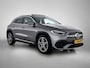 Mercedes-Benz GLA 250 e AMG Plug-In Hybride | AMG-Line IN en Exterieur | Sfeefverlichting| Chroompakket |  Navigatie | Panorama-schuifkanteldak | Stoelverwarming | 24 Maanden Mercedes-Benz Certified garantie.