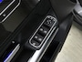 Mercedes-Benz GLA 250 e AMG Plug-In Hybride | AMG-Line IN en Exterieur | Sfeefverlichting| Chroompakket |  Navigatie | Panorama-schuifkanteldak | Stoelverwarming | 24 Maanden Mercedes-Benz Certified garantie.