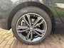 BMW 2-Serie Active Tourer 220i High Executive Aut. | Panorama | Full Led | Facelift | Sportstoelen | Stoelverwarming | Trekhaak |