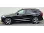 Volvo XC60 2.0 Recharge T6 AWD R-Design Trekhaak - Camera - Privacy Glass - Lighting Pack - Park Assist Pack - Climate Pack Pro - Achterbank verwarming - Standkachel met Timer - Harman Kardon Sound - Drive Assist - Memory Stoelen